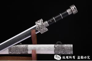 陨铁承影剑 查长伟作品